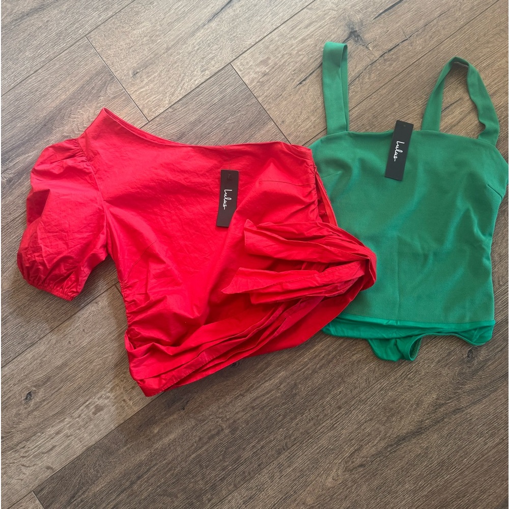 Lulu’s Tops Size Small Set of Two Red and Green
